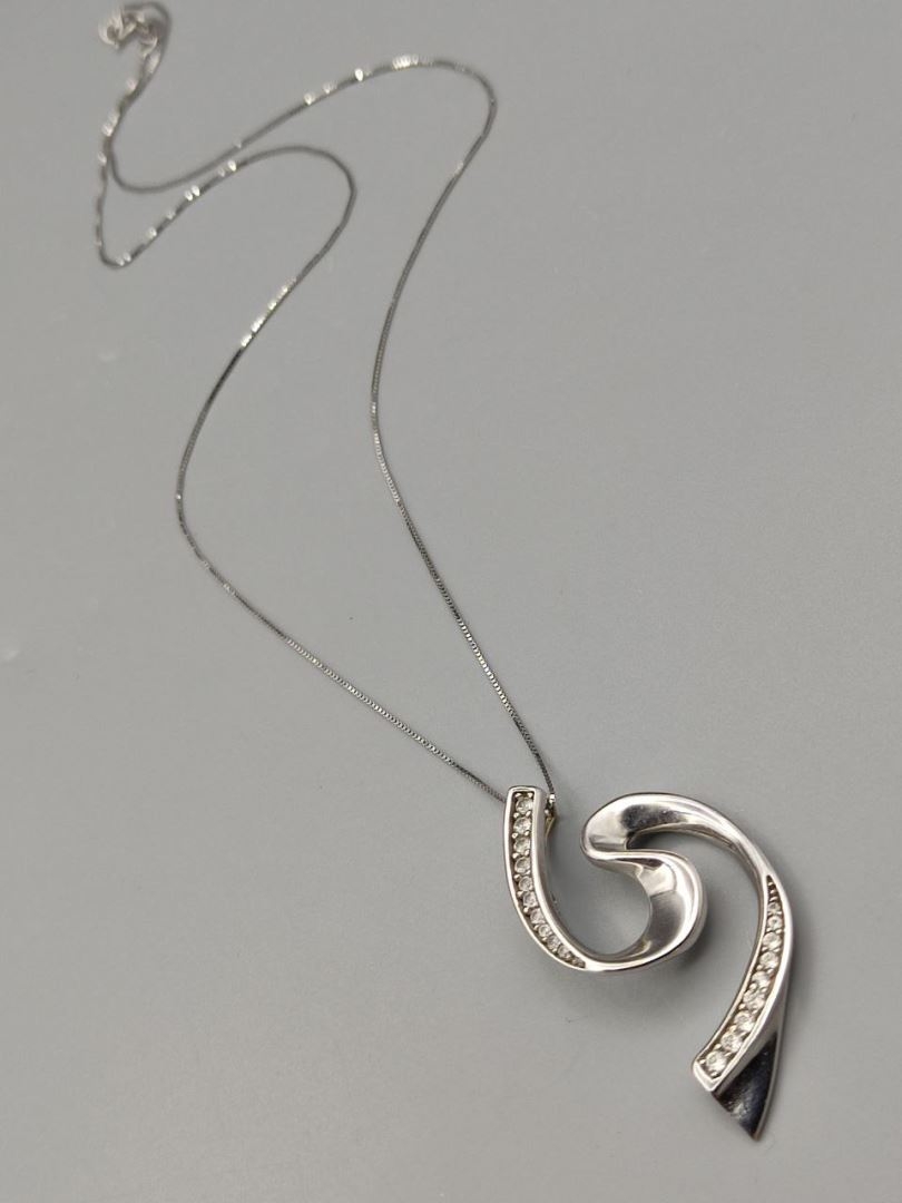 گردنبند فانتزی