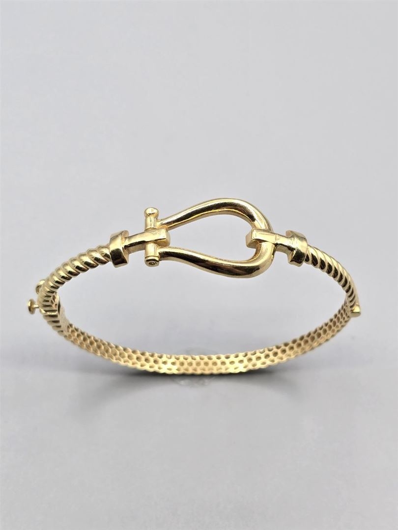 دستبند امگا