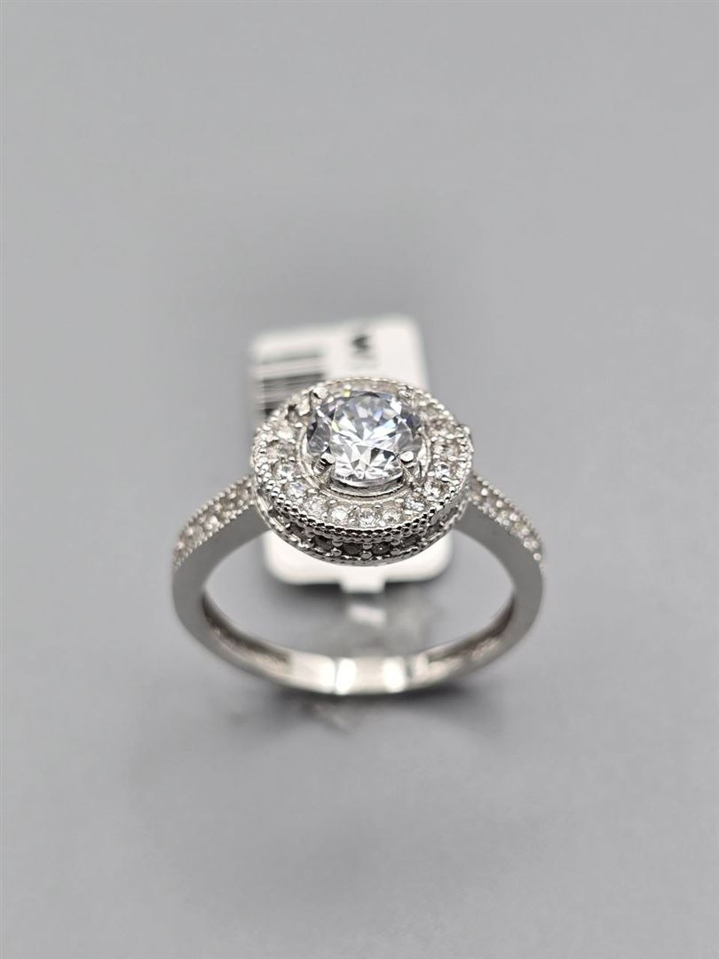 انگشتر سولیتر