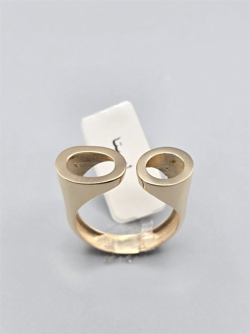 انگشتر اوستا