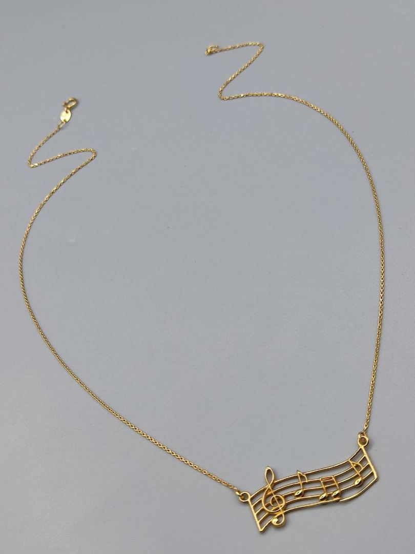 گردنبند ملودی