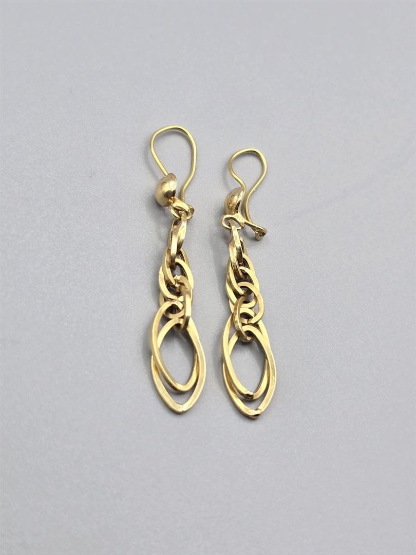 گوشواره شنل