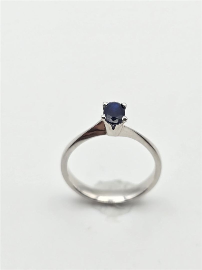 انگشتر سولیتر