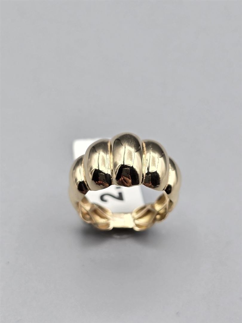 انگشتر پیزا