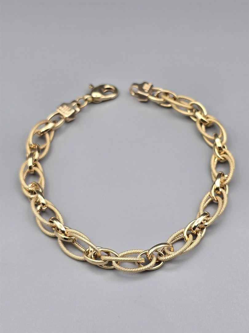 دستبند توخالی شنل