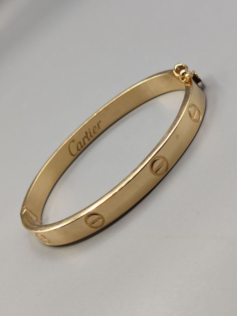 دستبند کارتیه پیچ