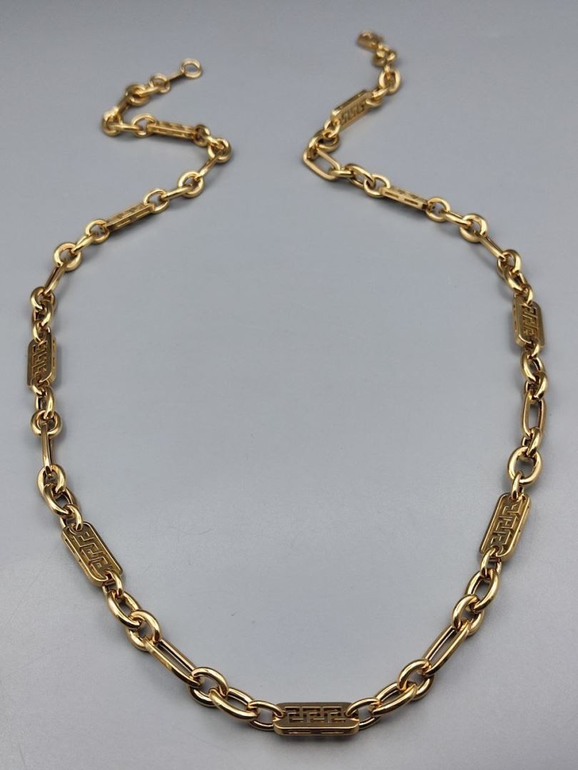 گردنبند ورساچه