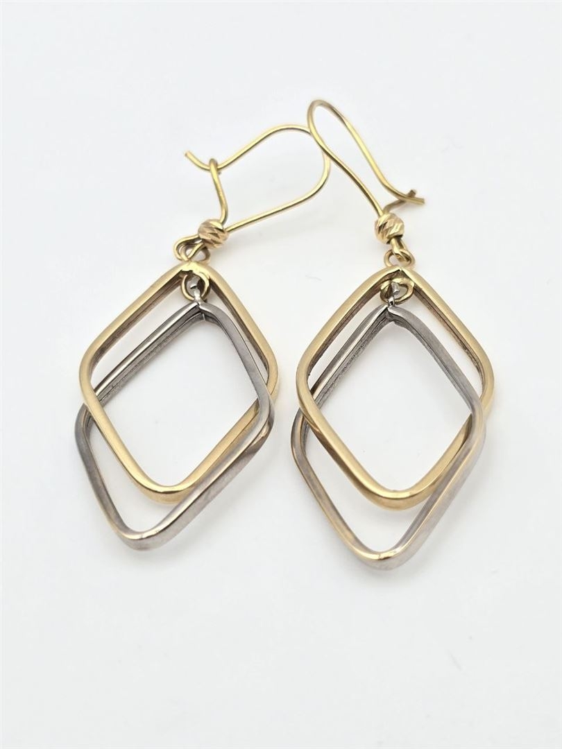 گوشواره هندسی