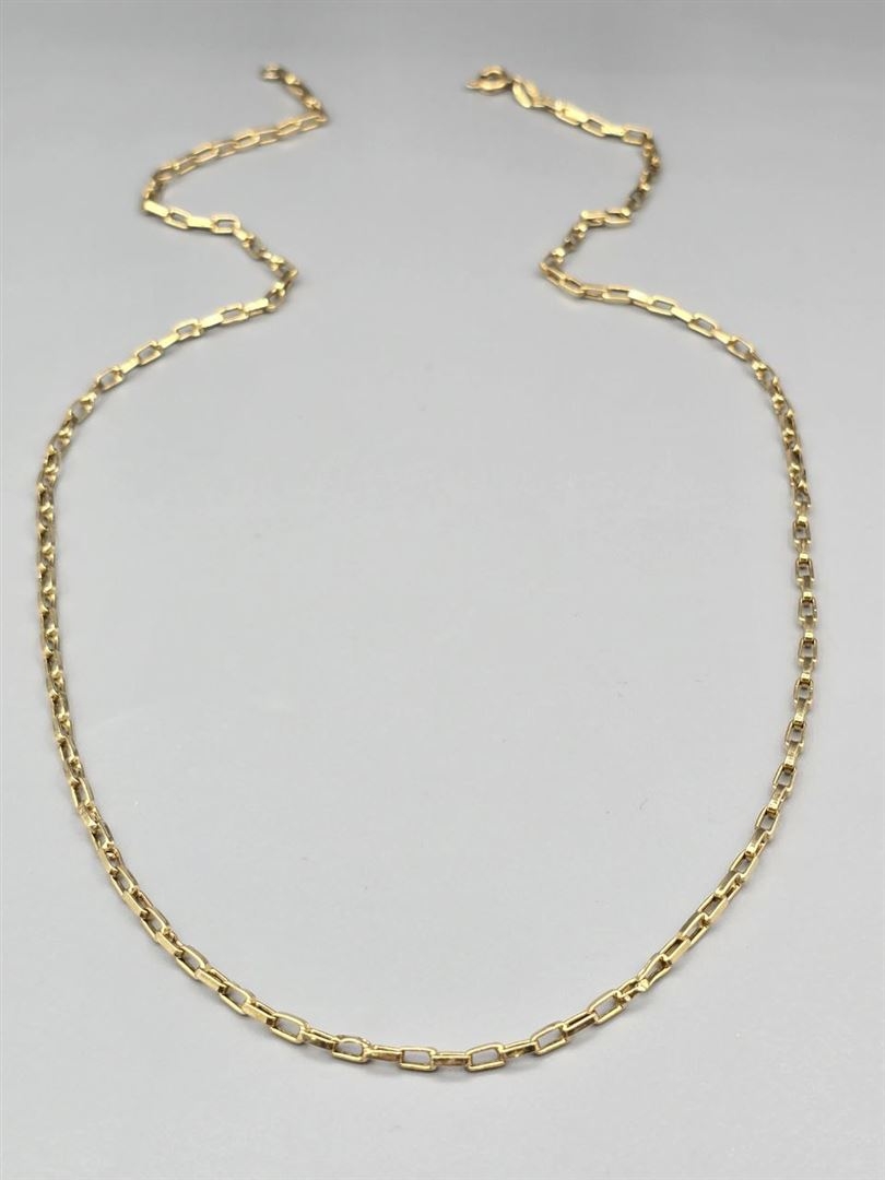 گردنبند دیپلمات