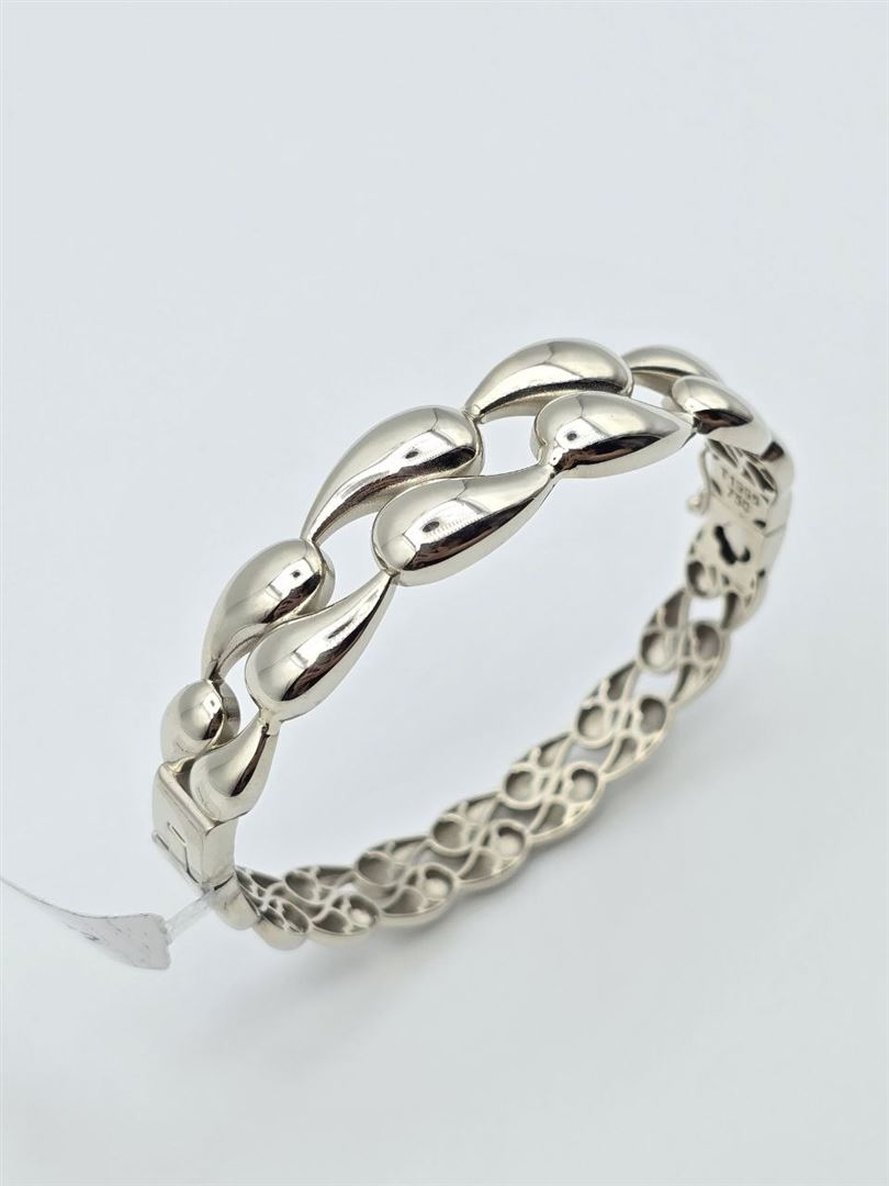 دستبند اشک سلوا