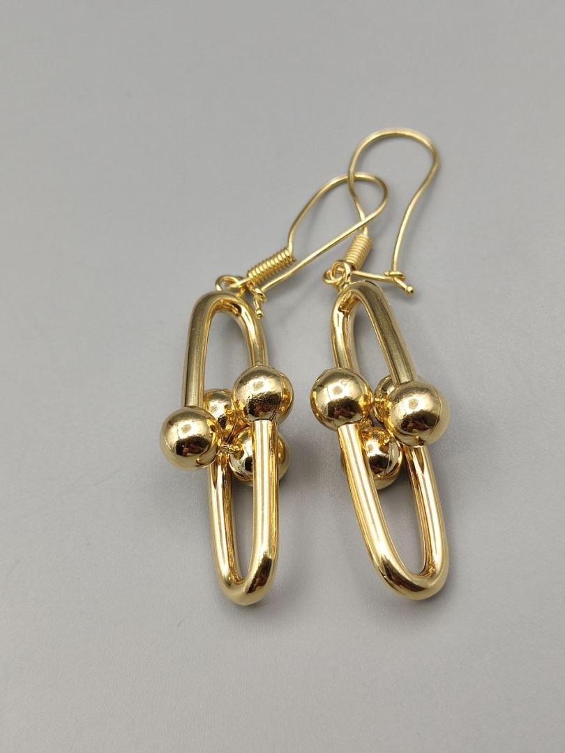 گوشواره تیفانی