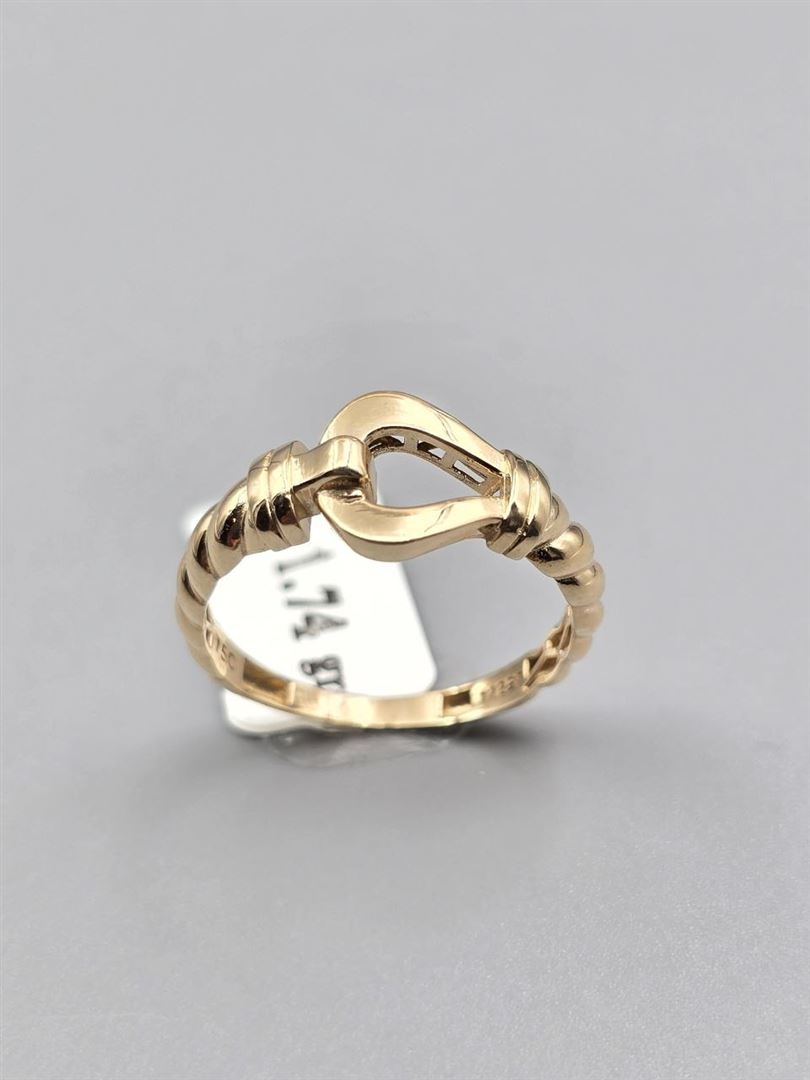 انگشتر امگا