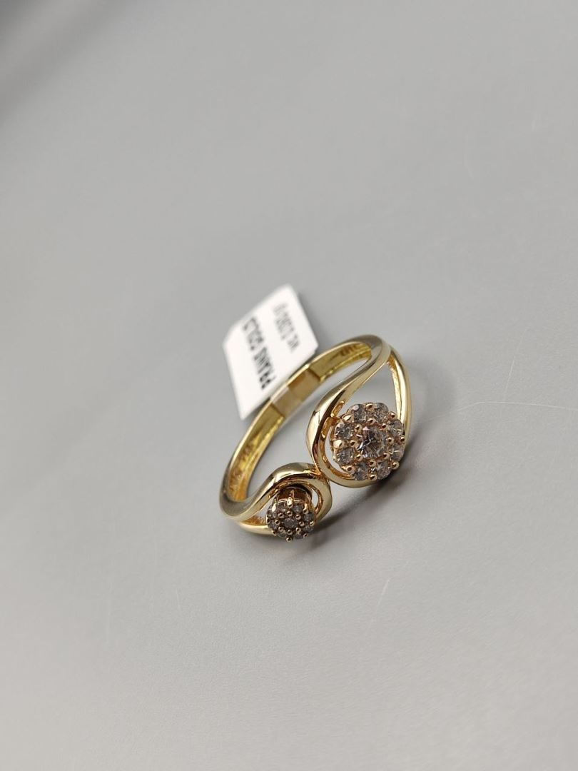 انگشتر سولیتر